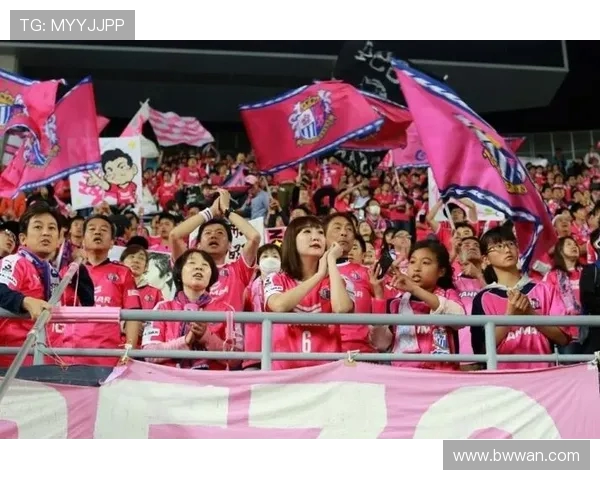 川崎先锋与大阪樱花的激烈对决展现日本足球的魅力与激情 川崎先锋与大阪樱花的激烈对决展现日本足球的魅力与激情